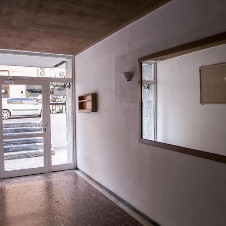 Best House, Anakreontos, Perivolaki, Nikaia, P... ピレウス エクステリア 写真